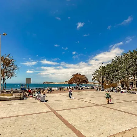 Medano Seafront - Beach Views & Downtown Lejlighed